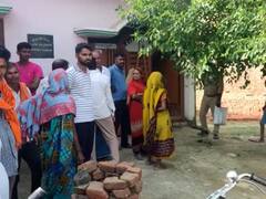 Mau Crime News: मऊ में सिपाही की मां की हत्या कर कीमती जेवरात की चोरी, घंटों फोन नहीं उठाने पर बेटे दी थी पुलिस को सूचना