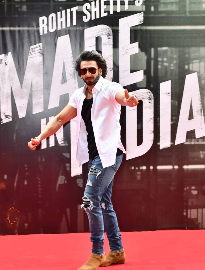 'সিম্বা', 'সূর্যবংশী'র পর তাঁদের একত্রে কাজ আসছে 'সার্কাস'। এরপরও আরও একটি মজাদার প্রজেক্ট নিয়ে আসতে চলেছেন তাঁরা।