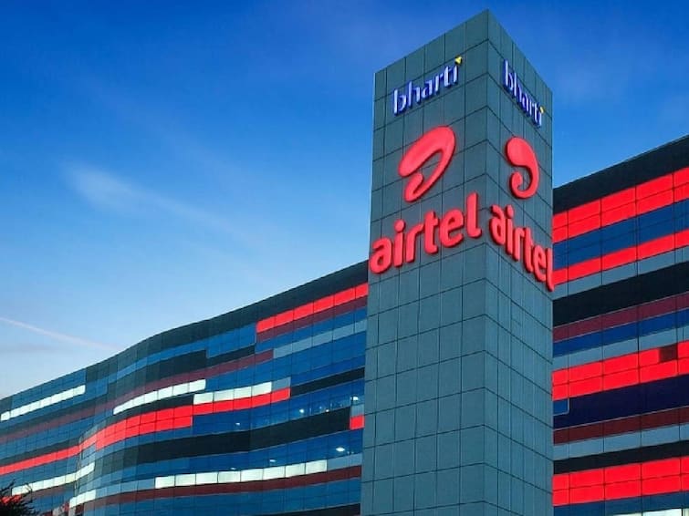 Airtel Hikes Prepaid Mobile Tariff Raises Minimum Recharge Plan By 57 Percent To 157 Rupees Airtel Hikes Prepaid Tariff: एयरटेल ने महंगा किया मोबाइल टैरिफ! 28 दिनों वाला रिचार्ज प्लान हुआ 57% महंगा