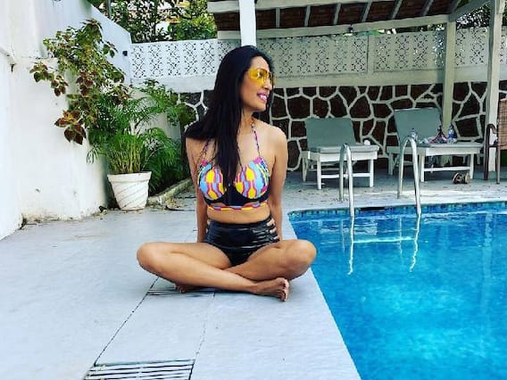 Kashmera Shah Pics: ऑरेंज बिकिनी पहन कश्मीरा शाह ने बढ़ाया इंटरनेट का पारा, पूल से ऐसी तस्वीरें आईं सामने Kashmera Shah Pics: ऑरेंज बिकिनी पहन कश्मीरा शाह ने बढ़ाया इंटरनेट का पारा, पूल से ऐसी तस्वीरें आईं सामने