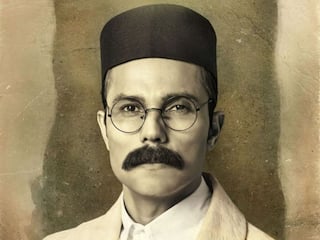 Swatantra Veer Savarkar  : સ્વાતંત્ર્ય વીર સાવરકર ફિલ્મનું પોસ્ટર રિલીઝ, લીડ રોલમાં જોવા મળશે રણદીપ હુડ્ડા