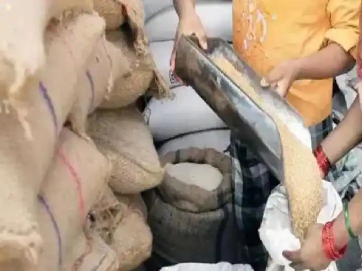 Uttarakhand News: सरकारी राशन पाने में क्या अब बायोमेट्रिक जरूरी? सरकार ने किया ये फैसला Uttarakhand News Food Minister made this decision to get government ration Uttarakhand News: सरकारी राशन पाने में क्या अब बायोमेट्रिक जरूरी? सरकार ने किया ये फैसला