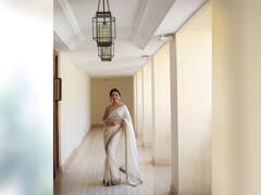 PHOTO : तुम हुस्न परी तुम जान-ए-जहां.... माधुरी दीक्षितच्या साडी लूकवर चाहते फिदा!