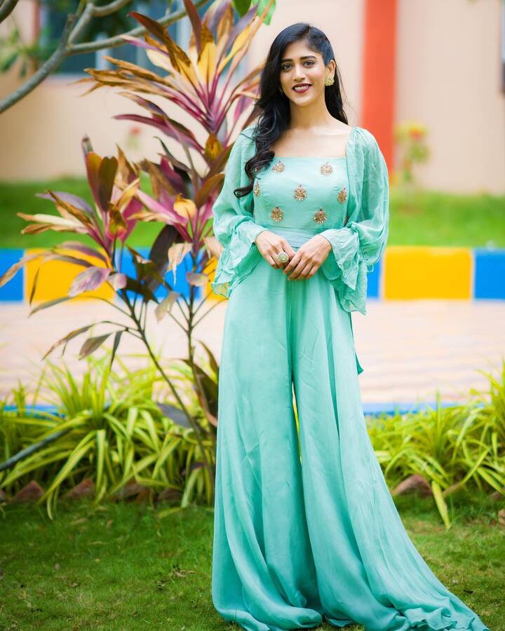 చాందినీ చౌదరీ ఫొటోలు - Photo Courtesy: Chandini Chowdary/Instagram