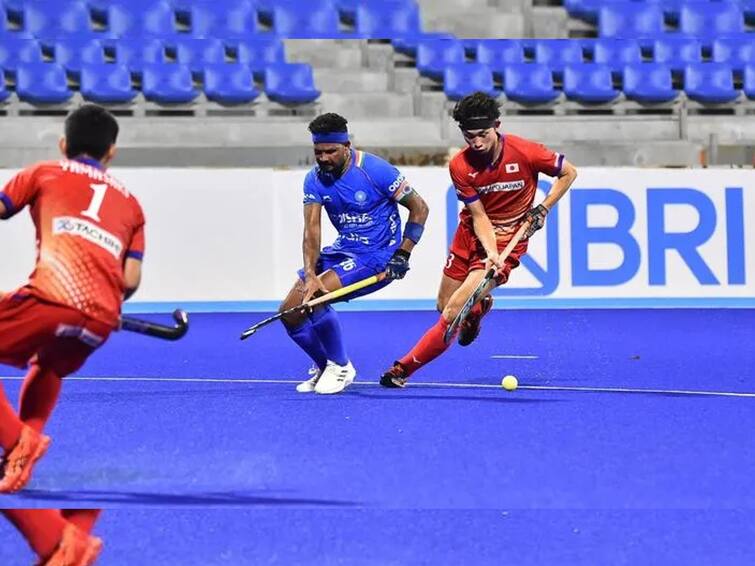  India beat Japan 2-1 in Super-4s Pool match. Manjeet and Pawan Rajbhar score for India. Asia Cup Hockey 2022 : पराभवाचा वचपा काढला, भारताचा जपानवर 2-1 ने विजय