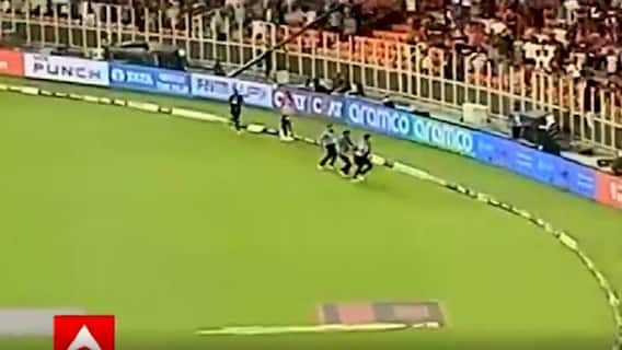 Video: વિરાટ કોહલીને મળવા માટે એક ફેન મેદાનમાં ઘૂસી ગયો, મેચ રોકવા પડી ને પછી..................