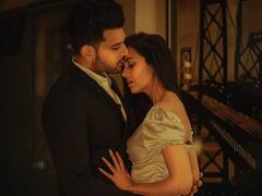 Karan की बाहों में खोईं तेजस्वी ने शेयर की अब तक की सबसे रोमांटिक फोटोज़, लोग बोले 'ये जोड़ी एक दिन आग लगाएगी'