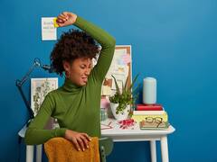 Smelly Armpits: गर्मियों के मौसम में अंडरआर्म्स की स्मेल से रहते हैं परेशान, इन टिप्स को अपनाकर दूर करें परेशानी