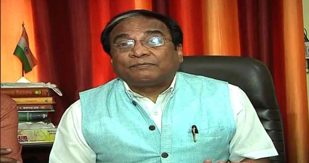 Jayprakash Majumdar: ‘বিজেপির মুখপাত্র হিসেবে কাজ করার চেষ্টা করছেন রাজ্যপাল’, কটাক্ষ জয়প্রকাশের।Bangla News