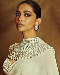 Deepika Padukone : अप्सरा... कान्स फेस्टिव्हलच्या शेवटच्या दिवशी दीपिकाचा पदुकोणचा रॉयल लूक