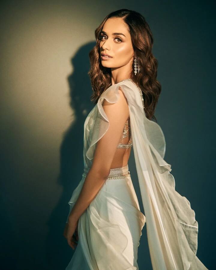 मानुषी छिल्लर इन दिनों अपनी अपकमिंग फिल्म 'सम्राट पृथ्वीराज' के प्रमोशन में व्यस्त हैं.