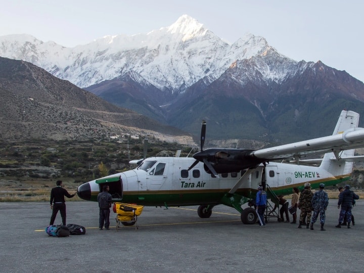 Nepal Air plane crash Army spokesperson said plane found at mouth of Lamche river under landslide of Manapathi Himal ANN Plane Missing in Nepal: मानापाथी हिमाल के निचले हिस्से में देखा गया लापता विमान, क्रैश होने की आशंका