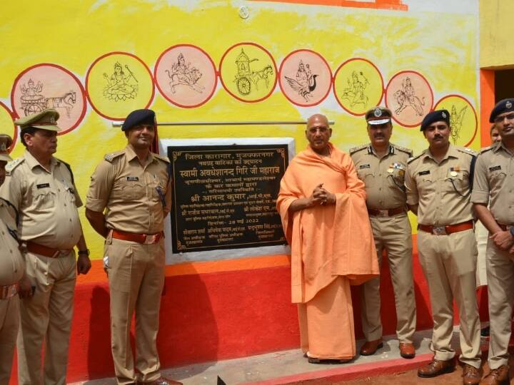 Muzaffarnagar District Jail Uttar Pradesh Inauguration of library for prisoners read write ANN Muzaffarnagar News: कैदियों के जीवन में बदलाव की नई पहल, अब जेल में ही पढ़-लिखकर संवारेंगे भविष्य