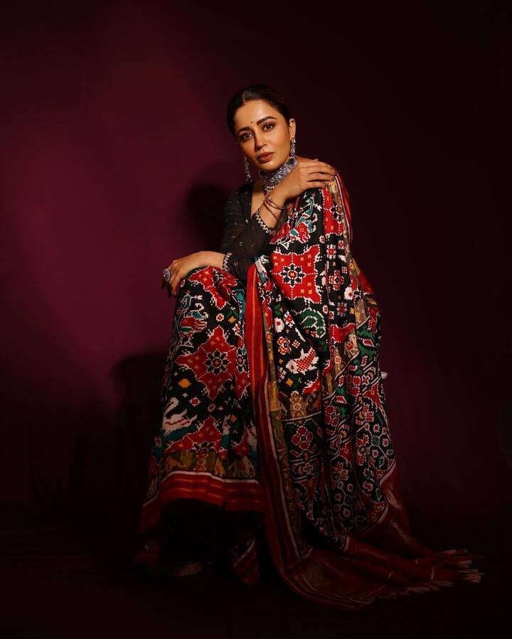 સોશિયલ મીડિયા પર નેહા પેન્ડસેના લાખો ફોલોઅર્સ છે. (all photo: nehapendse/ig)