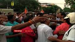 Jadavpur: মিছিল ঘিরে ধুন্ধুমার, ৭ বিজেপি কর্মীকে গ্রেফতার করল যাদবপুর থানার পুলিশ । Bangla News