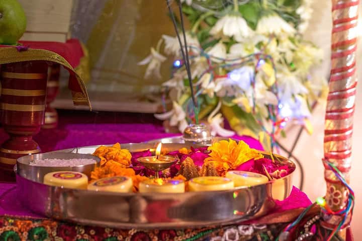 ইচ্ছে পূরণের পর সেই বিশেষ ফলটি গঙ্গায় ভাসিয়ে পুজোর উদযাপনও করার পরামর্শ দেন মুনিঋষিরা।