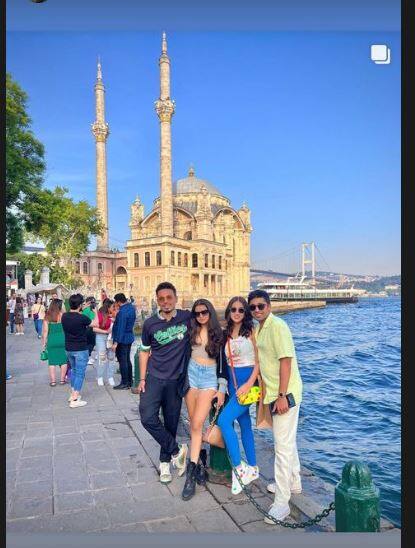 ਦੋਸਤਾਂ ਨਾਲ ਤੁਰਕੀ 'ਚ ਛੁੱਟੀਆਂ ਮਨਾ ਰਹੀ Sara Ali Khan