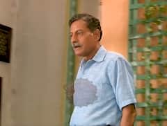 Yeh Jhuki Jhuki Si Nazar: Diya's father diagnosed with blood cancer | SBS