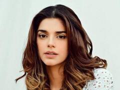 Sanam Saeed: पाकिस्तानी एक्ट्रेस सनम सईद ने बॉलीवुड में काम करने पर तोड़ी चुप्पी, दिया हैरान करने वाला बयान