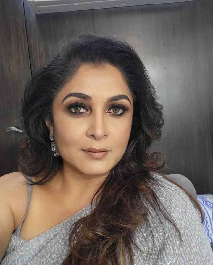 காலையில் உன் கண்களில் நான் வெயில் காய வேண்டும்