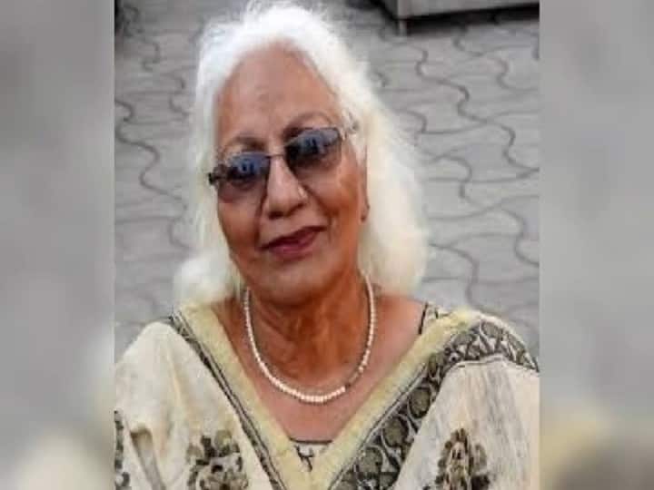 Dr. Sultana Begum Passes Away : प्रसिद्ध कवयित्री डॉ. सुलताना बेगम यांचे निधन; वयाच्या 72 व्या वर्षी घेतला अखेरचा श्वास Dr. Sultana Begum Passes Away in patiala after long illness Dr. Sultana Begum Passes Away : प्रसिद्ध कवयित्री डॉ. सुलताना बेगम यांचे निधन; वयाच्या 72 व्या वर्षी घेतला अखेरचा श्वास