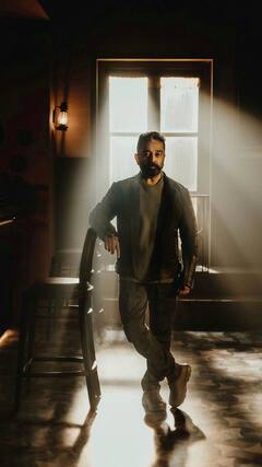 Kamal Haasan pics: உலக நாயகனின் மிரட்டல் போட்டோஷூட்...விக்ரம்....விக்ரம்...!