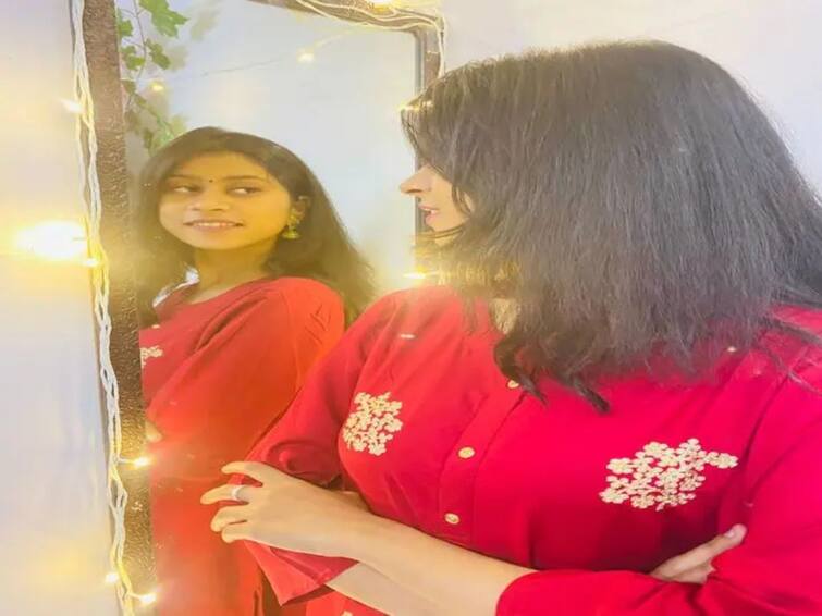 after these vastu tips for mirror can change your bad luck into good luck  Vastu Tips : घराचा आरसा तुमचे नशीब बदलवू शकतो, लक्षात ठेवा या गोष्टी 