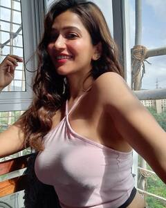 Actress Anaika: மழை கிளியே உன் கண்ணை கண்டேனே... நடிகை அனைகா லேட்டஸ்ட் க்ளிக்ஸ் !