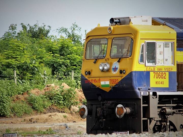 Mitali Express Train News Railway releases time table of mitali express start from 1 june 2022 Mitali Express Train: भारत-बांग्लादेश के बीच चलेगी 'मिताली एक्सप्रेस', जारी हुआ ट्रेन का टाइम टेबल