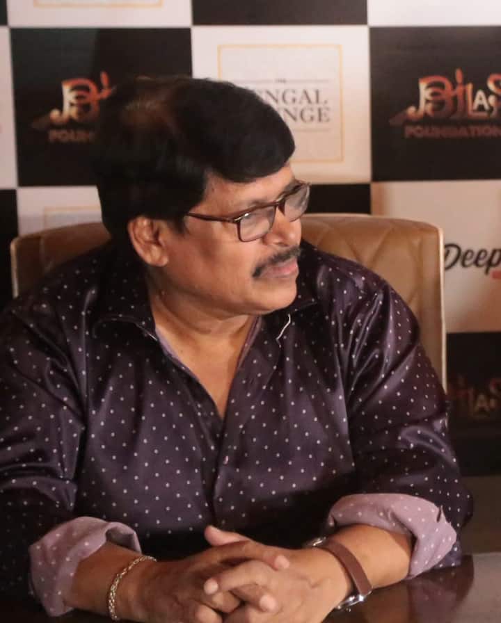 প্রত্য়েবারের মত এবারও অনুষ্ঠানে বাংলা সিনেমা ও বাংলা গানের পাশে দাঁড়ানোর বার্তা দিয়েছেন কুমার সানু।