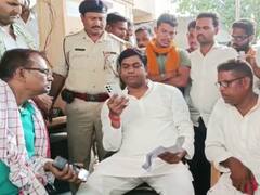 Bihar News: क्या हुआ जब थाने में बैठकर मुकेश सहनी ने बिहार के डीजीपी को लगा दिया फोन? थानेदार से एसपी तक को लपेटा