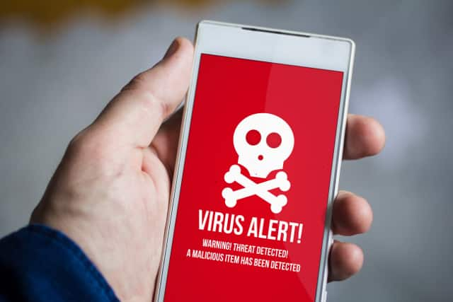 Virus Infected Apps: new trojan malware came back with these 17 apps આ 17 એપ્સમાં ફરીથી પાછો આવ્યો ખતરનાક Trojan Malware, બેન્ક ખાતુ કરી દે છે ખાલી, જુઓ Appsનું લિસ્ટ......