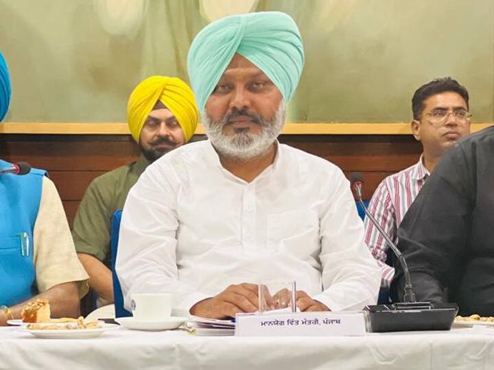 We will clear all the debts incurred by Punjab, we will also develop the state: Finance Minister Harpal Cheema ਪੰਜਾਬ ਸਿਰ ਚੜ੍ਹਿਆ ਸਾਰਾ ਕਰਜ਼ਾ ਲਾਹਾਂਗੇ, ਸੂਬੇ ਦਾ ਵਿਕਾਸ ਵੀ ਕਰਾਂਗੇ: ਵਿੱਤ ਮੰਤਰੀ ਹਰਪਾਲ ਚੀਮਾ 