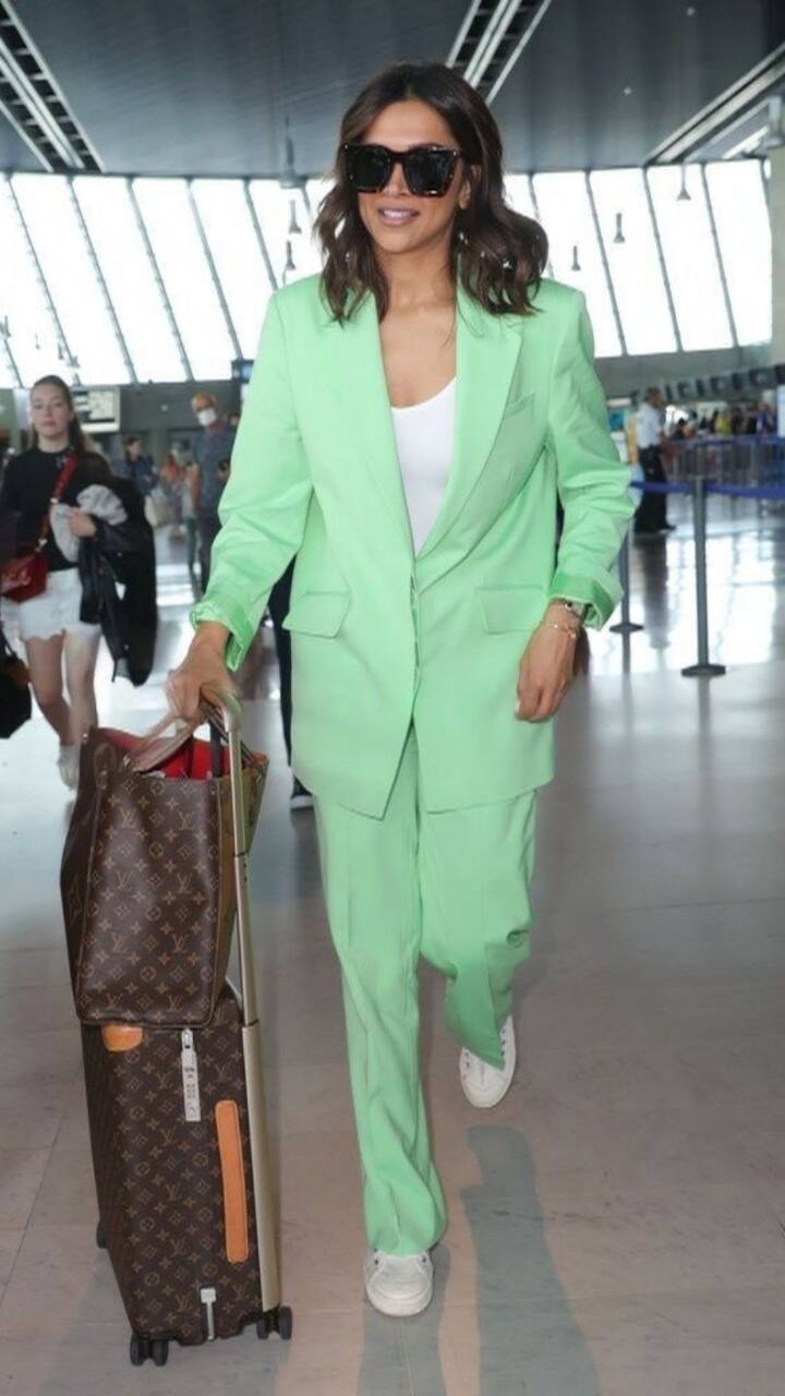 ਇਸ ਤੋਂ ਪਹਿਲਾਂ ਦੀਪਿਕਾ ਪਾਦੁਕੋਣ ਕਾਨਸ ਦੇ ਆਖਰੀ ਦਿਨ ਵਾਈਟ ਕਲਰ ਦੀ ਸਾੜੀ ਪਾ ਕੇ ਰਵਾਇਤੀ ਖੂਬਸੂਰਤ ਲੁੱਕ 'ਚ ਨਜ਼ਰ ਆਈ ਸੀ।