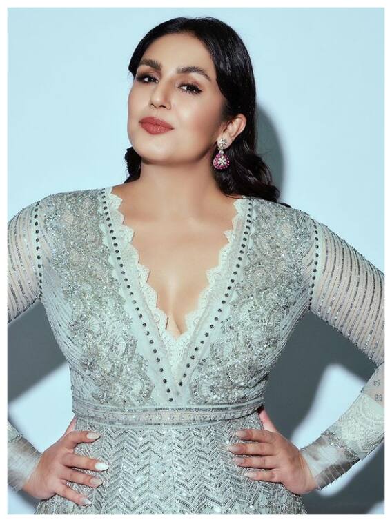 హాట్ గెటప్ లో హుమా ఖురేషి - పిక్స్ చూశారా?