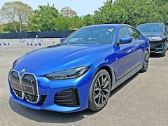 BMW i4: ఎలక్ట్రిక్ కార్లలో అత్యధిక రేంజ్ ఉంది దీనికే - సూపర్ కారు లాంచ్ చేసిన బీఎండబ్ల్యూ!