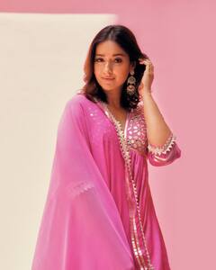 Ileana D'cruz Pics: पिंक शरारा सूट में गजब की खूबसूरत लग रही हैं इलियाना डिक्रूज, फोटोज देख फैंस ने भरी आहें