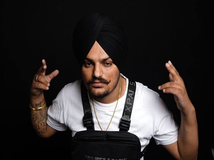 Popular Punjabi singer and Congress leader Shubhdeep Singh Sidhu popularly known as Sidhu Moose Wala's murder has shocked the nation, raising concerns over law and order situation in Punjab. (Photo: Twitter/@iSidhuMooseWala)