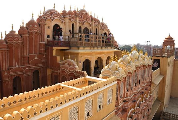 Hawa Mahal : जयपुर की शान है यहां का हवा महल, जानिए 953 खिड़कियां वाली इस पांच मंजिला इमारत का रोचक इतिहास