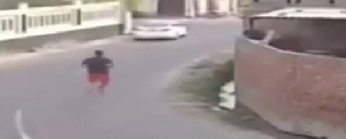 Breaking : Moosewala 'ਤੇ ਹੋਏ ਫਾਇਰਿੰਗ ਦੀ CCTV ਆਈ ਸਾਹਮਣੇ, ਮੀਂਹ ਵਾਂਗ ਵਰ੍ਹੀਆਂ ਗੋਲ਼ੀਆਂ @ABP Sanjha ​