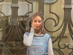 Cannes 2022: हिना खानचा नवा लूक, स्टायलिश पॅन्टने वेधलं लक्ष!