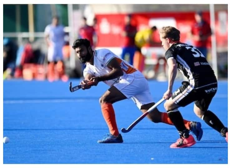 FIH Indian men's hockey team slips to fourth place in ranking, women's team reaches sixth place FIH ने जारी की रैंकिंग, भारतीय पुरुष हॉकी टीम चौथे नंबर पर पहुंची, महिला टीम को भी हुआ नुकसान