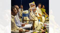 Mamata Banerjee: টাকা নিয়ে সরকারি প্রকল্পের সুবিধে দেওয়া হচ্ছে, খবর পেলেই গ্রেফতারের নির্দেশ মমতার