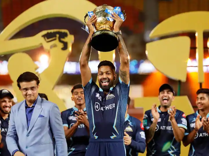 पदार्पणात गुजरातनं जिंकला चषक, आतापर्यंत आयपीएल कुणी किती वेळा जिंकलेय?