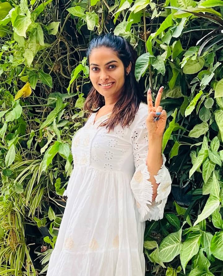 ప్రస్తుతం దివి 'లంబసింగి', 'భోళా శంకర్' తదితర సినిమాల్లో నటిస్తున్నారు. (Image courtesy - @ Divi Vadthya/Instagram)