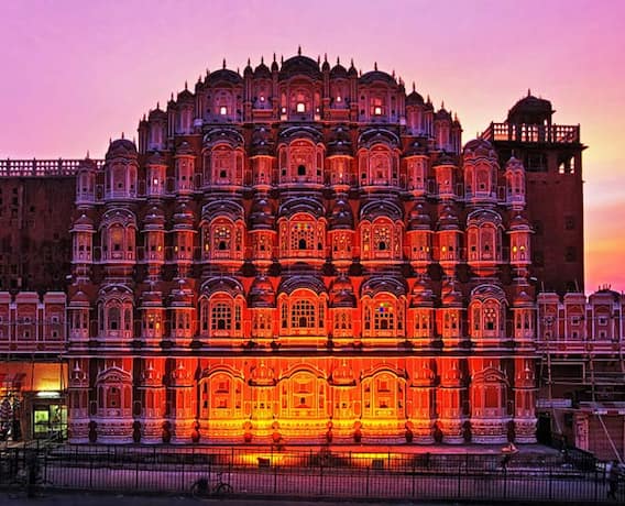 Hawa Mahal : जयपुर की शान है यहां का हवा महल, जानिए 953 खिड़कियां वाली इस पांच मंजिला इमारत का रोचक इतिहास