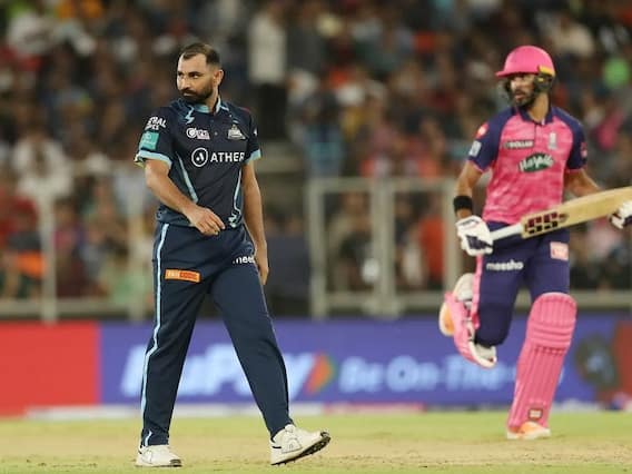 IPL 2022: प्रसिद्ध कृष्णा की 50 फीसदी गेंदों पर नहीं बना एक भी रन, ये 5 गेंदबाज रहे डॉट फेंकने में सबसे आगे