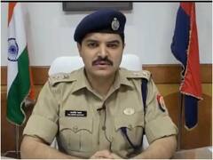 Aligarh News: सर्राफा व्यापारी की पत्नी-बेटे की हत्या मामले में एक गिरफ्तार, मुख्य आरोपी फरार, कर्ज चुकाने के लिए ली थी जान