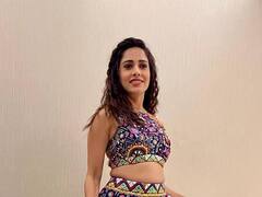 Nushrratt Bharuccha : 6000 महिलांसोबत डान्स करुन  नुसरत भरूनं केला वर्ल्ड रेकॉर्ड!