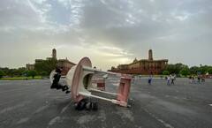 Photos: ਤੇਜ਼ ਹਨ੍ਹੇਰੀ ਨੇ ਮਚਾਈ ਤਬਾਹੀ, ਝੱਖੜ ਨਾਲ ਪੁੱਟੇ ਗਏ 100 ਤੋਂ ਵੱਧ ਰੁੱਖ, ਦੋ ਲੋਕਾਂ ਦੀ ਹੋਈ ਮੌਤ